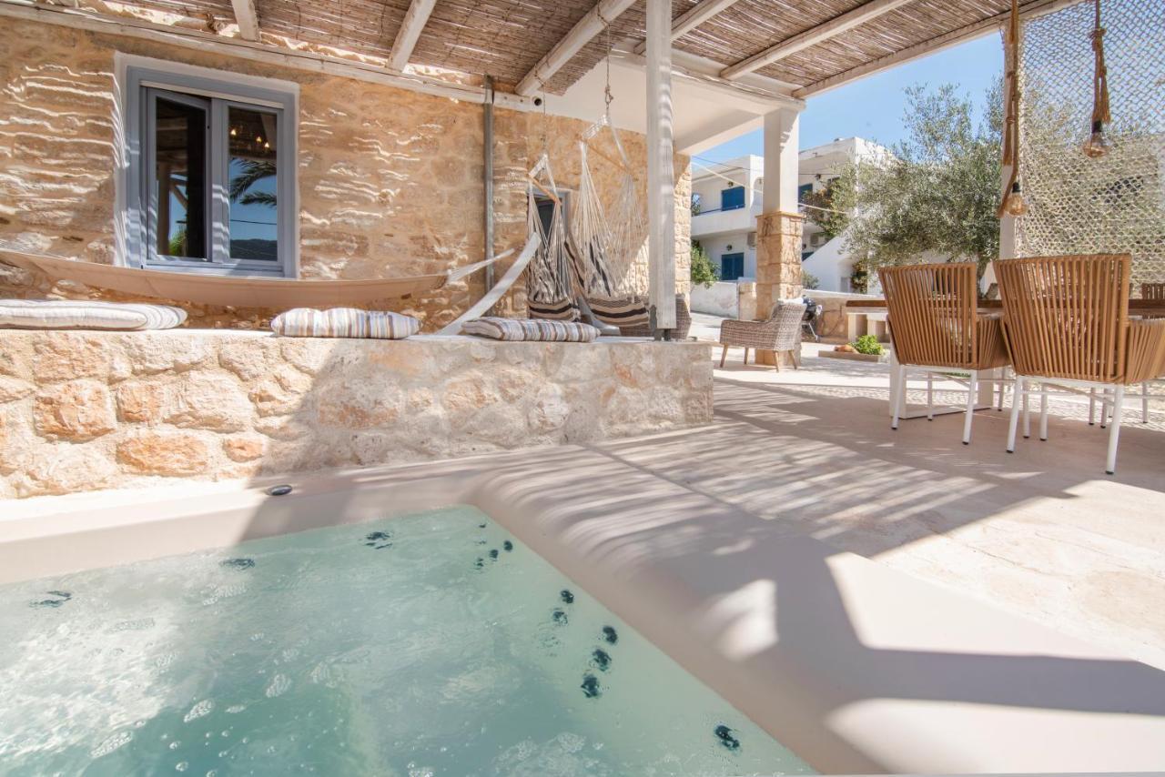 Terra E Sole Spa Suite Aegina Vathí Eksteriør bilde