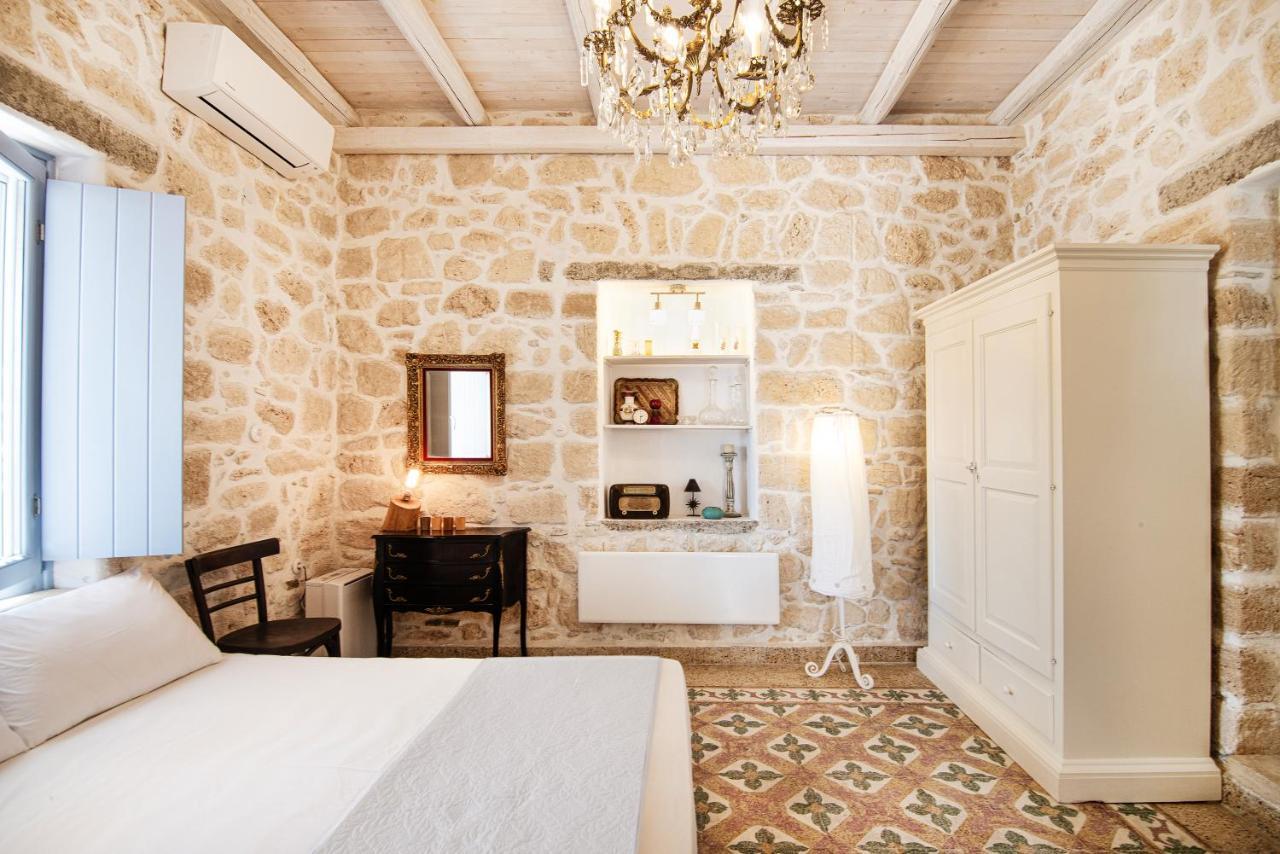 Terra E Sole Spa Suite Aegina Vathí Eksteriør bilde